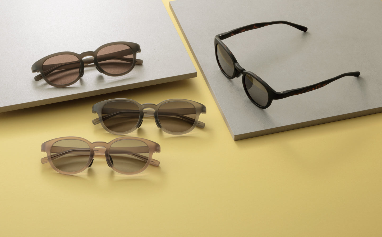 マットサクラ／ライトグレー