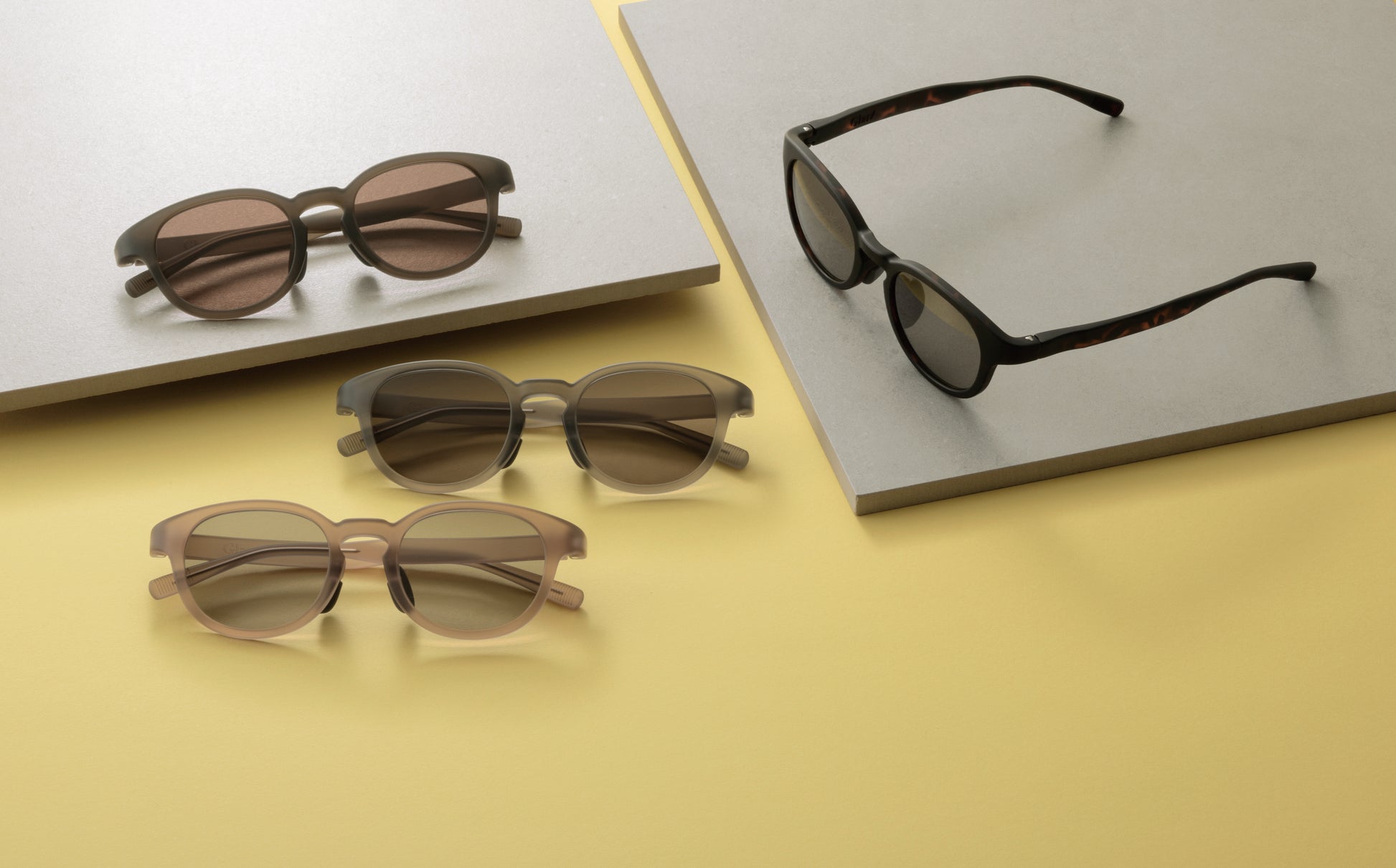 マットサクラ／ライトグレー